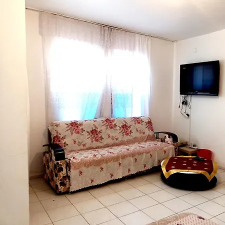 Apartamento Beautiful Sultan House At Cleopatra Beach 1 With Umbrellas, Balcony, Barbecue, Private 100mbps Wifi, Smart Tv, Table Games, Vip Trans-fer - Beautiful Apartmenthouse *
